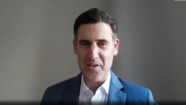 psychotherapist-who-criticized-‘no-kings’-protests-last-fall-writes-in-anticipation-of-this-weekend’s-protests,-calling-them-‘bad-group-therapy’