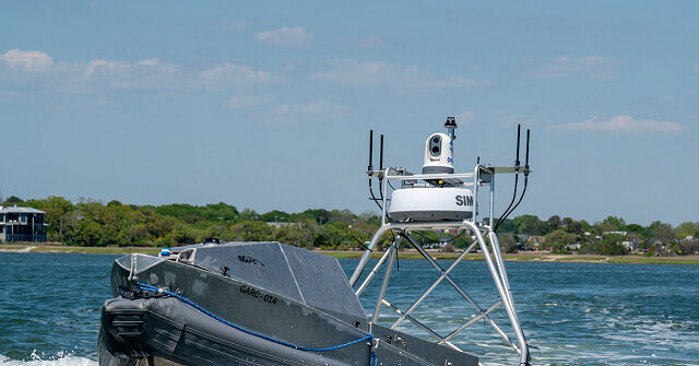 us.-unleashes-uncrewed-sea-drone-speedboats-against-iran-—-a-new-era-in-naval-warfare