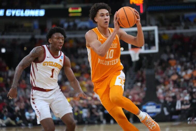 tennessee-rips-iowa-state-to-reach-elite-eight-for-third-straight-time