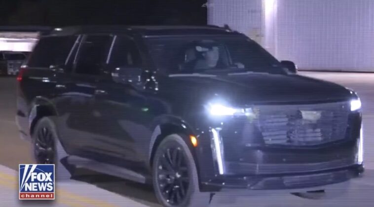 new:-tiger-woods-seen-leaving-jail-after-dui-arrest-(video)