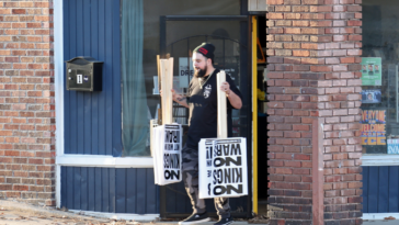 500-groups-with-$3b-in-revenues-are-behind-the-#nokings-protests-and-communist-call-for-‘revolution’