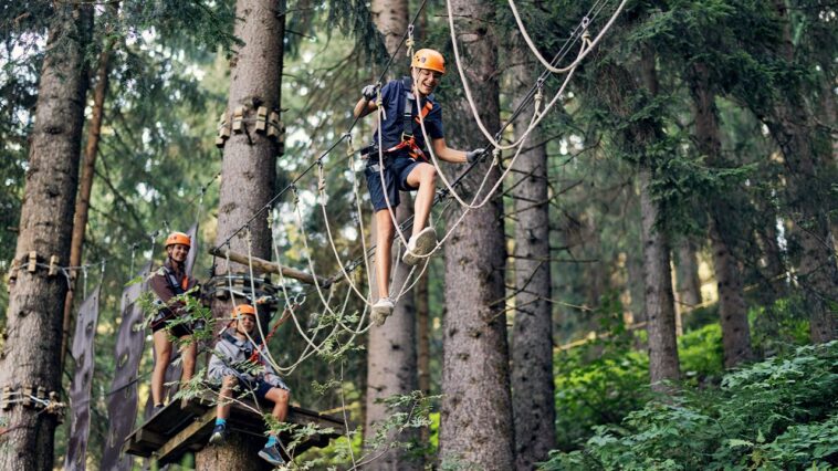 jewish-summer-camps-ramping-up-security-measures-amid-rising-antisemitism-—-and-parents-are-footing-the-bill