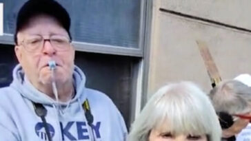 ‘i’ll-f***ing-kill-you’:-‘no-kings’-protesters-push,-threaten-breitbart-reporter