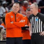 illinois-knocks-off-iowa-to-reach-final-four-after-buzzer-malfunction-delay