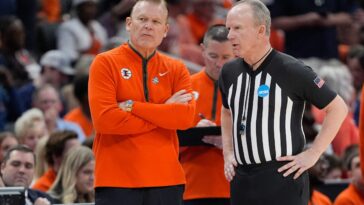 illinois-knocks-off-iowa-to-reach-final-four-after-buzzer-malfunction-delay