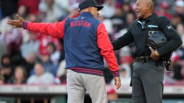 mlb-ump-cb-bucknor-has-6-calls-overturned-during-one-game-in-embarrassing-abs-moment