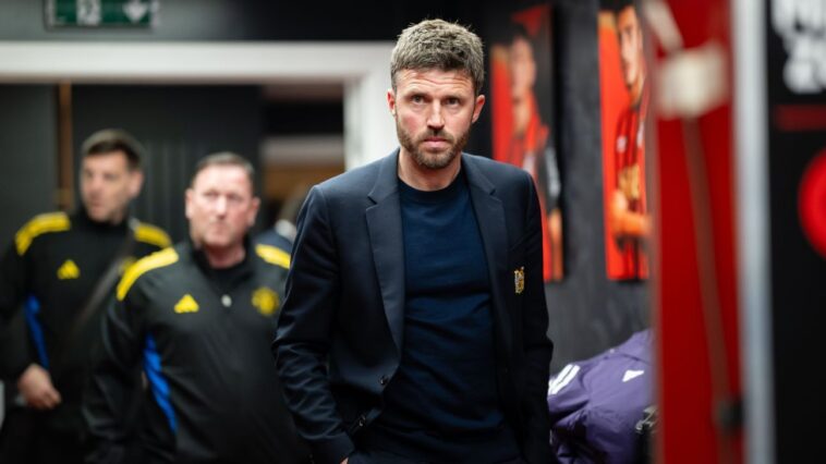 man-united-need-to-decide-soon-whether-to-back-carrick-or-hire-someone-else