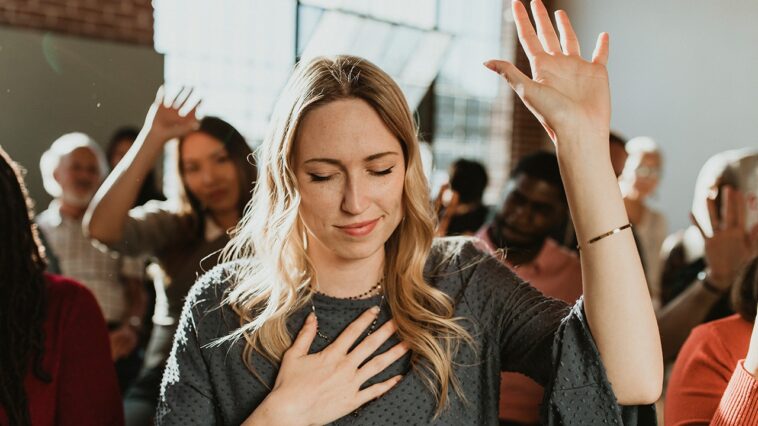 catholic-conversions-rise-as-young-adults-‘hungry-for-truth’-turn-to-faith-and-reject-secularism,-bishop-says