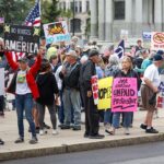 ‘no-kings’-protesters-debut-rewrite-of-‘america-the-beautiful’-verse-to-include-‘thy-immigrant’