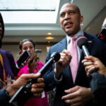 cnn-host-point-blank-asks-hakeem-jeffries-if-shutdown-is-purely-a-negotiating-tactic