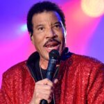 lionel-richie-issues-warning-to-rude-celebrities-after-chappell-roan-backlash