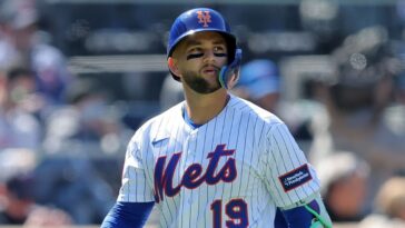 mets-fans-boo-bichette-as-early-strikeouts-mount