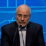 iran-vows-enemies-won’t-escape-without-a-‘lesson’-amid-warning-of-‘major-world-war’-and-more-top-headlines