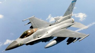 f-16s-scramble,-deploy-flares-after-plane-enters-airspace-near-trump’s-mar-a-lago