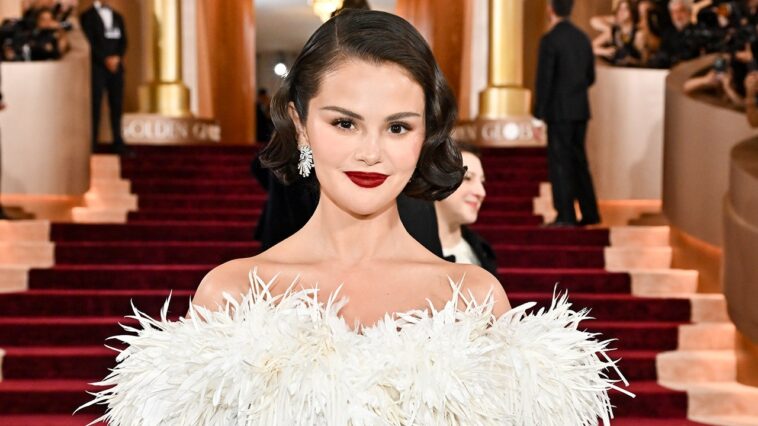 selena-gomez-says-she-was-‘misdiagnosed’-before-receiving-bipolar-diagnosis