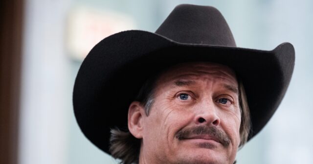 us.-army-reviewing-apache-helicopter-flyby-at-kid-rock’s-estate