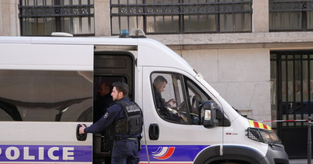 france-considers-iran-link-after-attempted-bombing-of-paris-bank-of-america-building