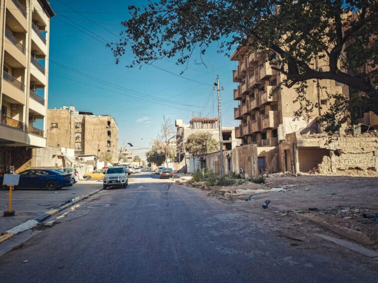 watch:-video-shows-moment-american-female-journalist-is-kidnapped-in-iraq