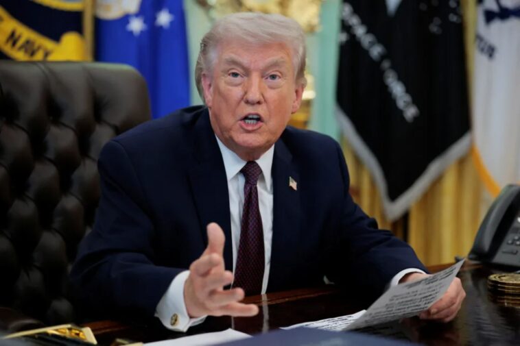 trump-signs-executive-order-to-tighten-mail-in-voting-rules-ahead-of-2026-midterms