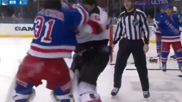 rangers’-igor-shesterkin-gets-into-heated-goalie-fight-with-devils’-jacob-markstrom