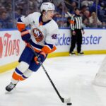 matthew-schaefer-focused-on-different-moment-after-making-more-islanders-history