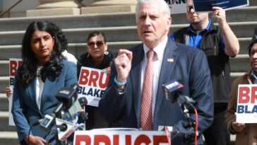 bruce-blakeman-tells-pod-force-one-he-vows-to-cut-electric-bills-in-half-on-day-one,-bring-back-fracking-if-elected-governor-of-new-york