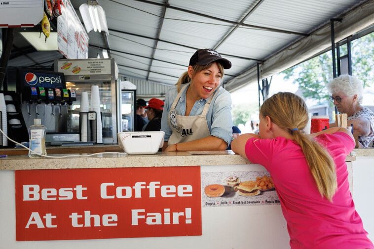 she-said-christianity-feels-‘threatening’-now-she-wants-your-vote.