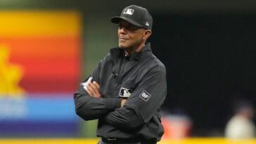 mlb-umpire-draws-criticism,-laughter-for-bizarre-call-during-brewers-rays-game