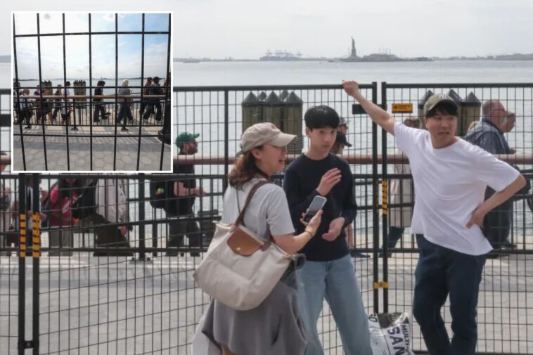ugly-fence-across-battery-park-infuriates-nyers,-tourists-who-want-to-see-statue-of-liberty:-‘truly-unfair’