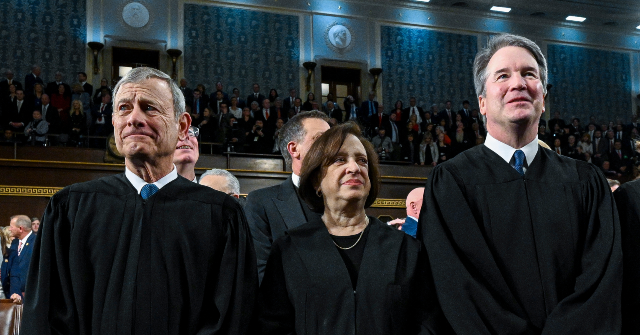 listen-to-supreme-court-debate-birthright-citizenship