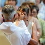 the-catholic-church-breaks-historical-record,-surpassing-1.422-billion-baptized-members-for-the-first-time