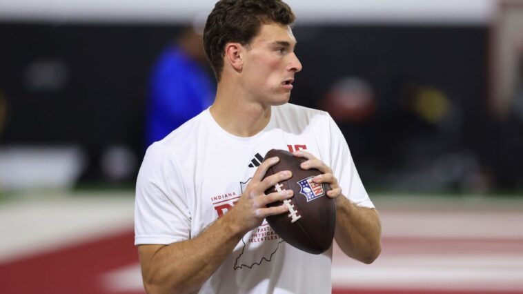 qb-mendoza-puts-on-show-at-indiana-pro-day