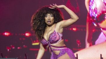 megan-thee-stallion-hospitalized-after-exiting-‘moulin-rouge!-the-musical’-mid-show