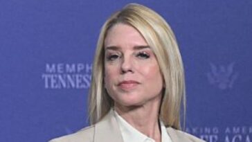 breaking:-trump-fires-pam-bondi