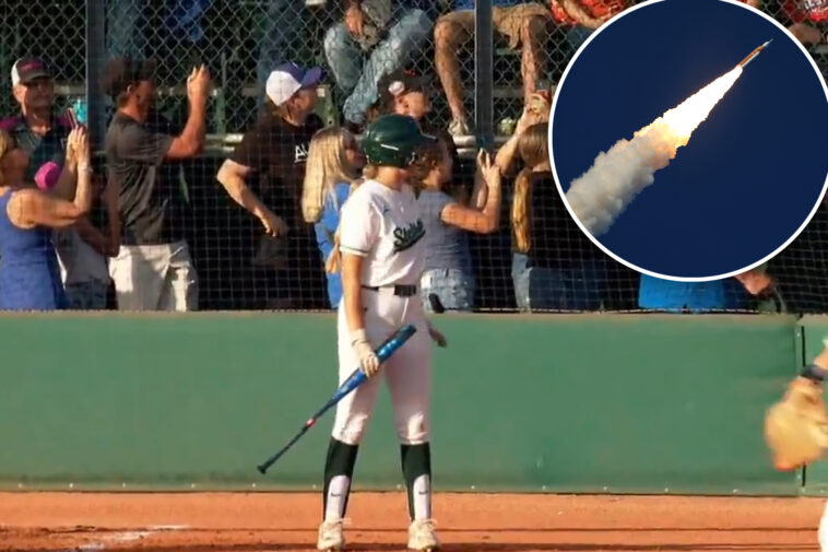 artemis-ii-launch-distracts-softball-players-during-florida-stetson-game