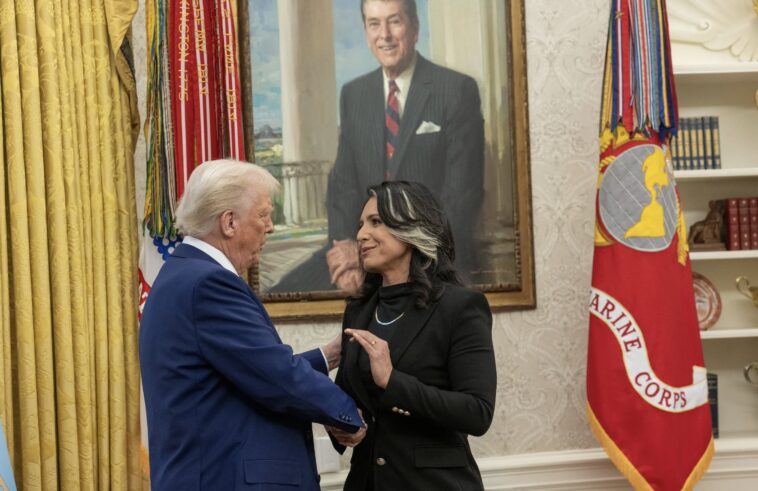 white-house-debunks-fake-news-reports-of-tulsi-gabbard’s-firing