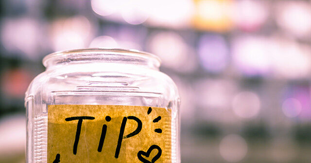 watch-—-‘god-bless-you’:-baltimore-mom-returns-tip-jar-money-son-stole-from-food-truck-vendor