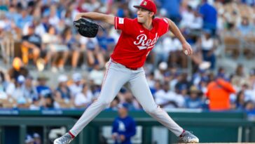 reds’-nick-lodolo-exits-injury-rehab-start-early-with-blister-on-pitching-finger