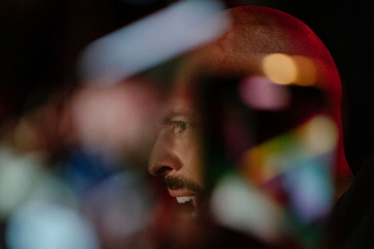 the-real-reason-young-men-are-flocking-to-the-manosphere