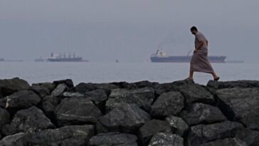 befuddled-un.-delays-vote-on-use-of-force-to-protect-hormuz-shipping