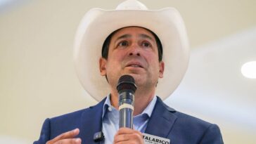 dem-congressional-nominee-bobby-pulido-faces-scrutiny-over-years-performing-with-convicted-child-sex-offender