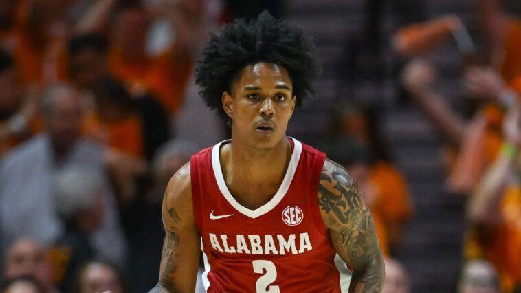 tide’s-holloway-to-enroll-in-fall,-aims-to-play-again