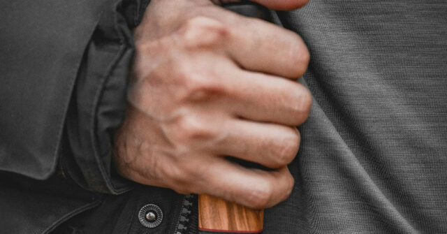 officer-stabbed-in-michigan-police-department-lobby