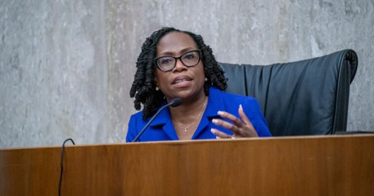 even-the-liberal-justices-are-baffled-by-kentanji-brown-jackson’s-dissent-in-‘textbook’-free-speech-case