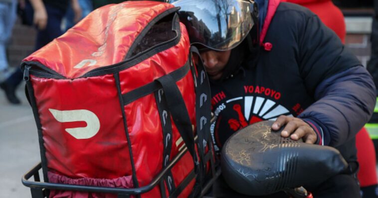 leftist-doordasher-gets-his-just-desserts-after-threatening-to-ruin-trump-supporters’-food