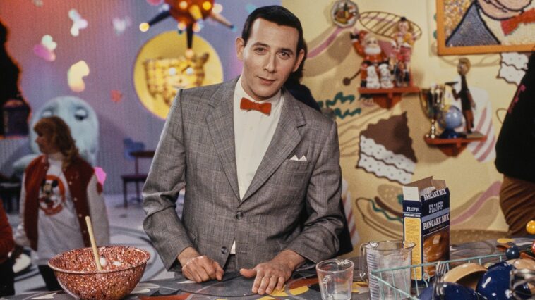 johnny-carson’s-strict-character-rule-kept-pee-wee-herman-from-appearing-on-‘tonight-show’:-book