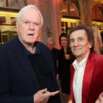british-actor-who-mocked-christianity-receives-scorn-for-mourning-rise-of-islam