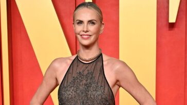 charlize-theron-stuns-in-yellow-bikini-during-hawaiian-beach-vacation-with-her-two-daughters