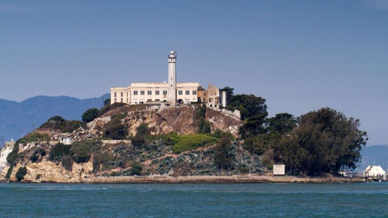 just-in:-trump’s-budget-requests-$152-million-to-reopen-alcatraz-as-“state-of-the-art-secure-prison”-–-pelosi-loses-it