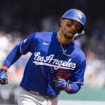 mookie-betts-leaves-dodgers-game-early-with-right-lower-back-pain